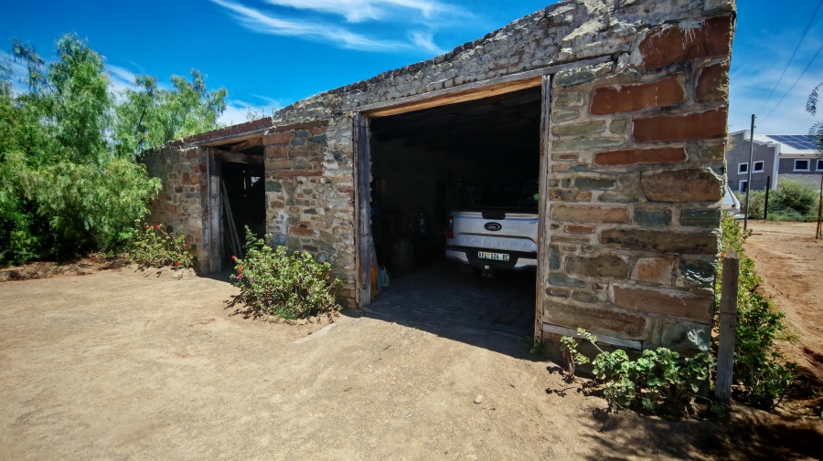 6 Bedroom Property for Sale in Pearston Eastern Cape